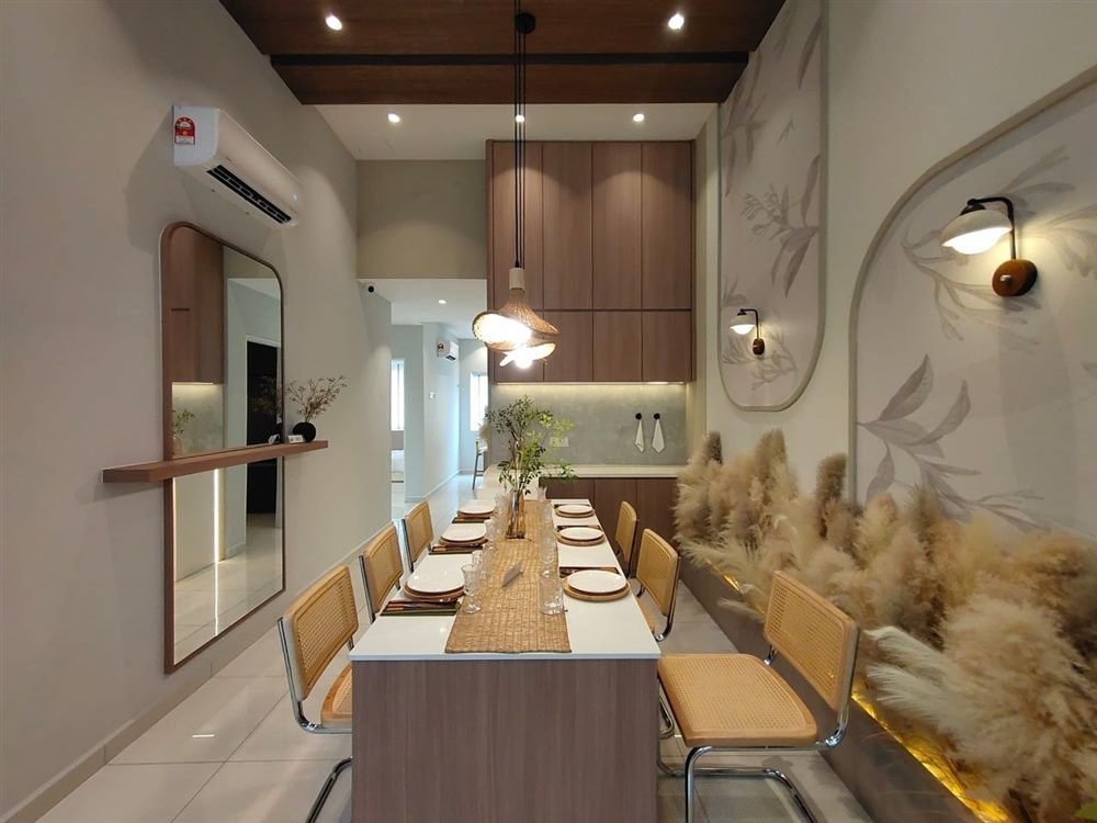 Terrace show unit — view 3